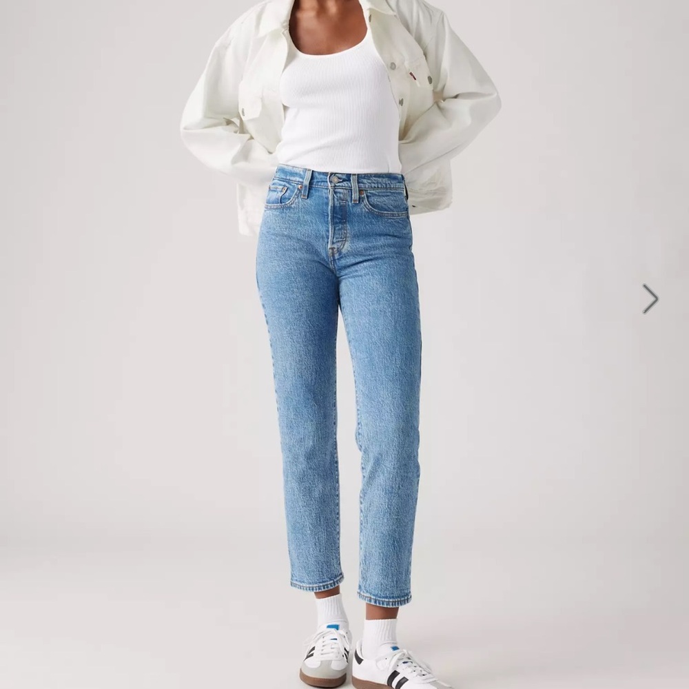 Levi's Wedgie Fit Cropped Ankle Jeans, Size 27
